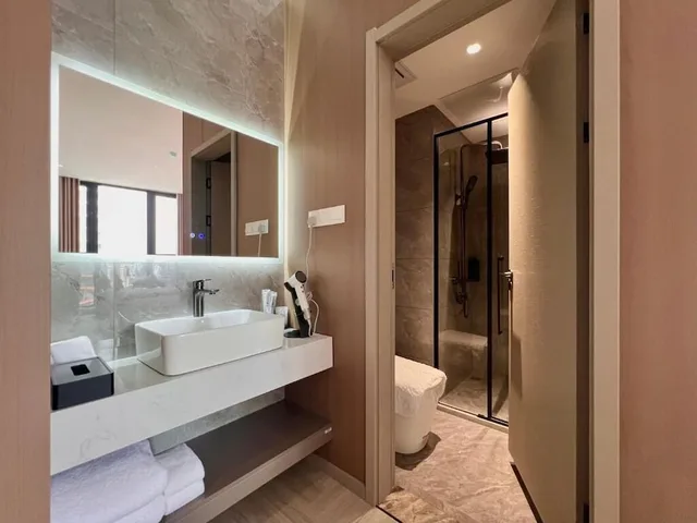Standard, Twin Beds, Landison Hotel Penang 6/7