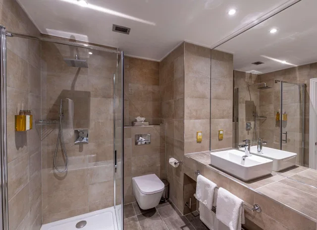 غرفة كلاسيكية بسرير مزدوج، Kingsmills Hotel 5/5