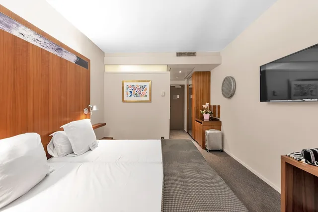 غرفة سوبيريور بسرير كوين بإطلالة على المدينة، Hotel Beau Rivage 1/10