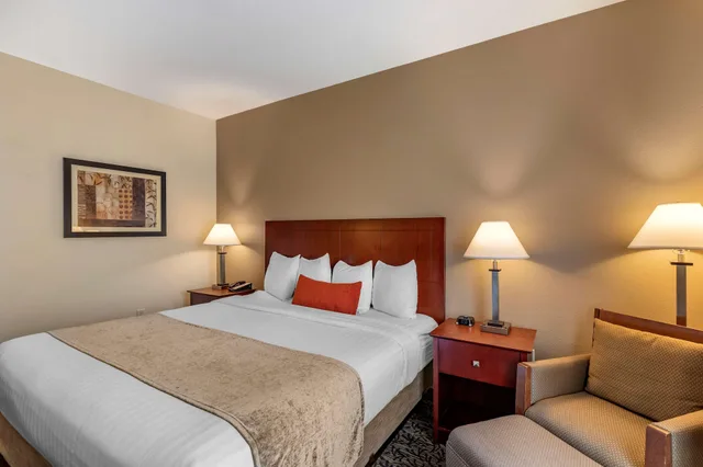 Standard, King Bed, Best Western Plus Boulder Louisville 4/10