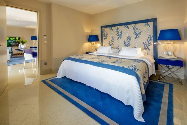 Luxury, Suite, HOTEL LEMONGARDEN 1/4