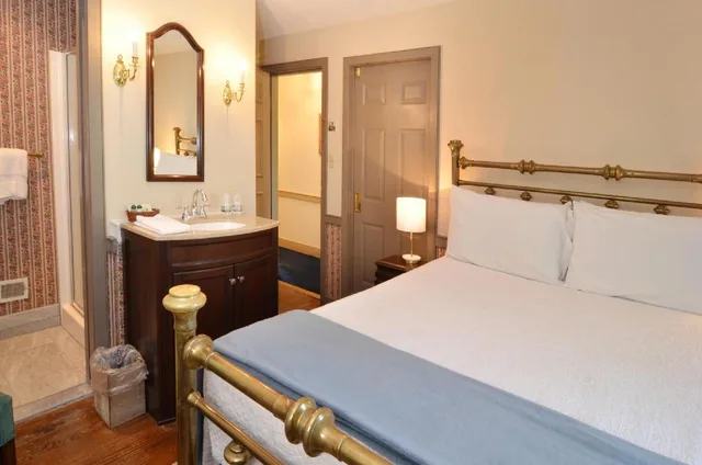 Suite, Street View, Private Bathroom، Duling Kurtz House and Country In 1/2
