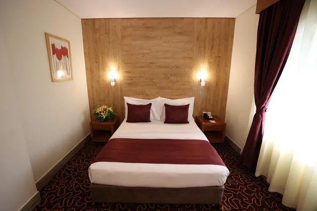 Superior, Double Bed, GENEVA HOTEL 2/10