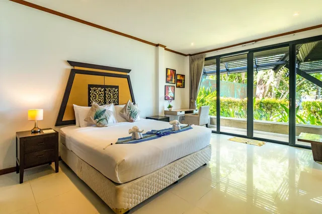 2 Bedrooms, Sea View, Kamala Beach Estate 1/1