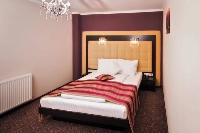 Suite, Hotel Ozana 1/5