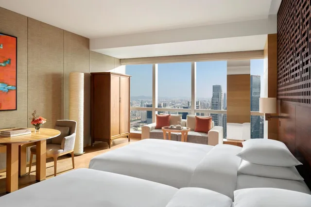 Room, Twin Beds, Skyline View, PARK HYATT GUANGZHOU 2/3