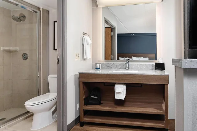 Room, 2 Double Beds, High Floor, Accessible, Hyatt Place Houston North 3/5