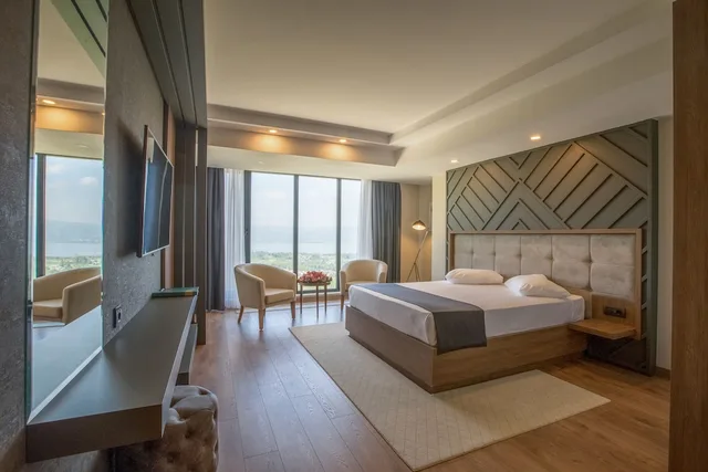 غرفة سوبيريور بإطلالة على البحيرة، Cabir Deluxe Hotel Sapanca 1/8