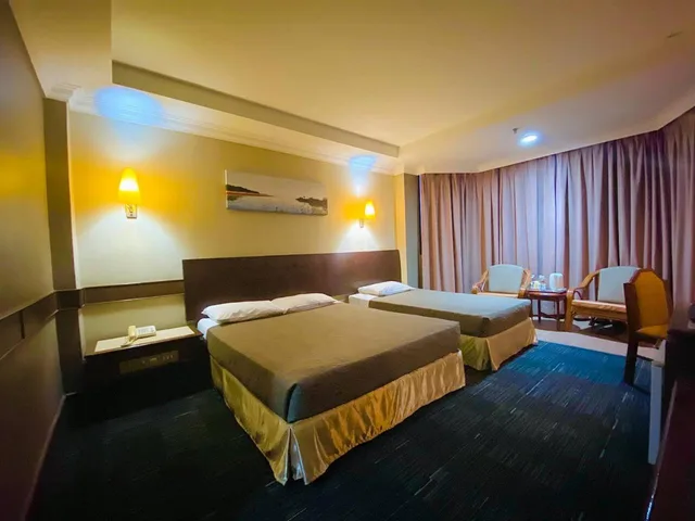 غرفة ديلوكس ثلاثية، Hotel Grand Crystal Kedah 2/3