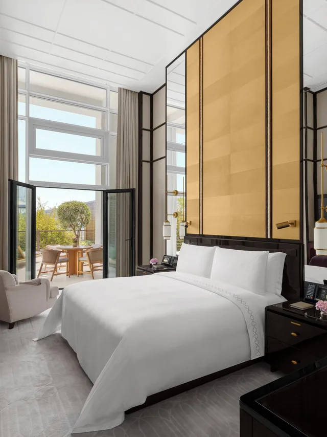 Bosphorus, Executive, Suite, King Bed, Balcony، The Peninsula Istanbul 1/2