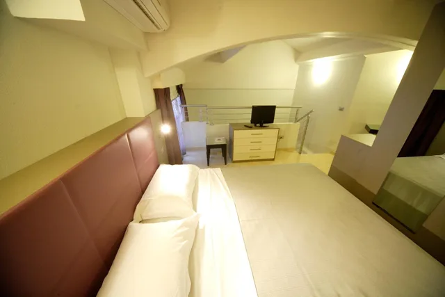 1 Bedroom, Apartment, Two Story، Residence Hotel Le Viole 3/10