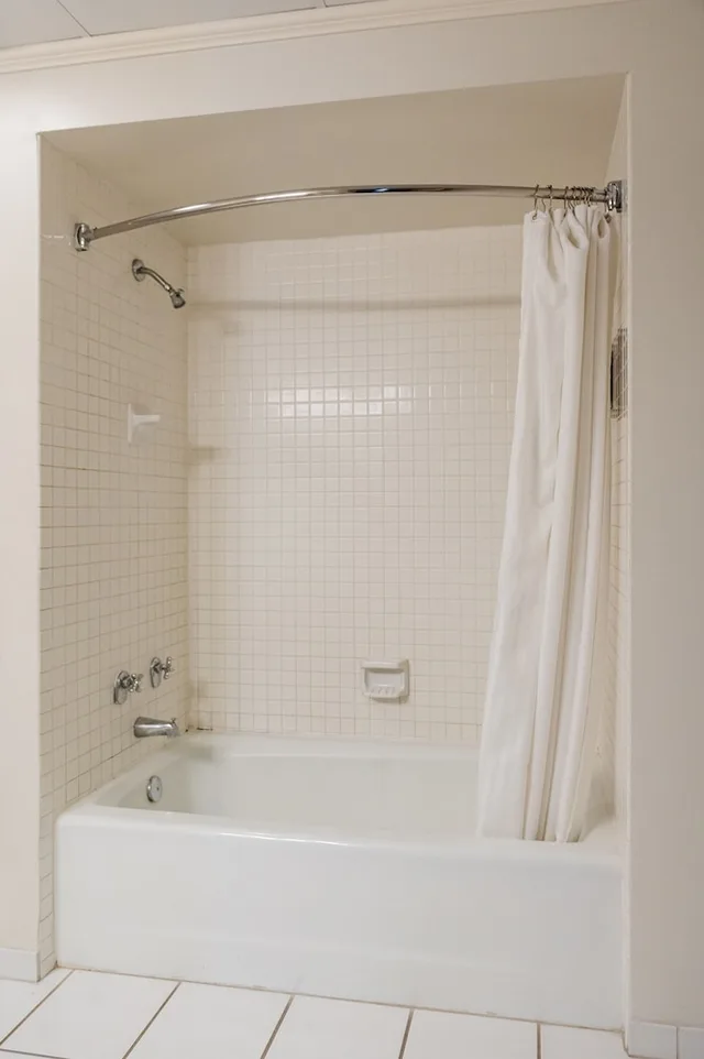جناح بسرير كينج مع أريكة، The Lafayette by LuxUrban 5/7