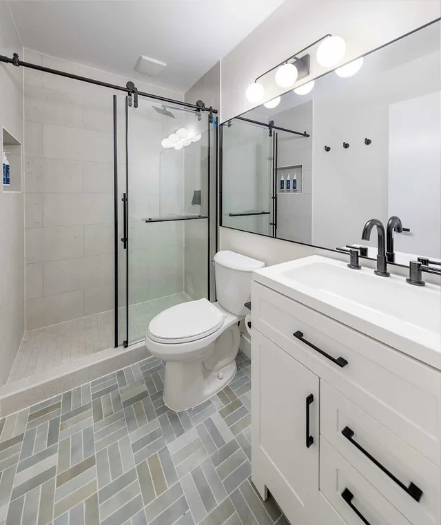 2 Bedrooms, Cove, Suite, 2 Queen Beds, Stair Access Only, Sofa، La Jolla Cove Suites 6/6