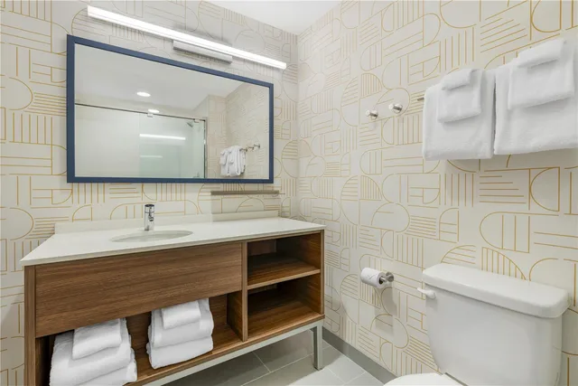 جناح استوديو بسرير كينج بإطلالة على الجبل، Home2 Suites by Hilton Bozeman Four Corners 7/8