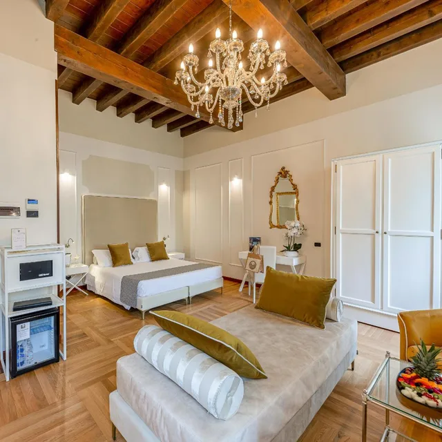 جناح ديلوكس بجاكوزي، Villa Cariola 1/6