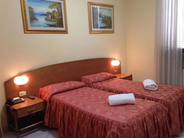 Room, Triple, 1 Queen and 1 Single Bed, Hotel La Caravella 5/8