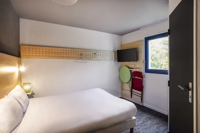 Pure, Double Bed، Greet Hotel Bordeaux Aeroport 6/10