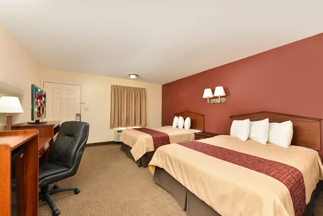 غرفة ديلوكس بسريرين كوين، Red Roof Inn Dalton 1/7