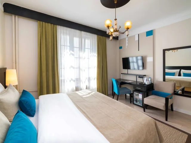 غرفة سوبيريور بسرير مزدوج، Mercure Belgrade Excelsior 5/10