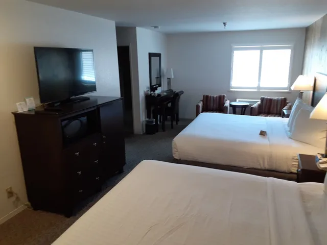 غرفة ديلوكس بسريرين كينج، Mission Inn 2/3