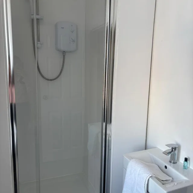 Room, Single, The Midland Hotel & Bar 6/6