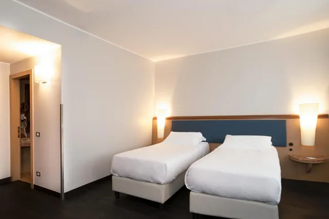 غرفة سوبيريور بسرير فردي، Mercure Roma West 5/10