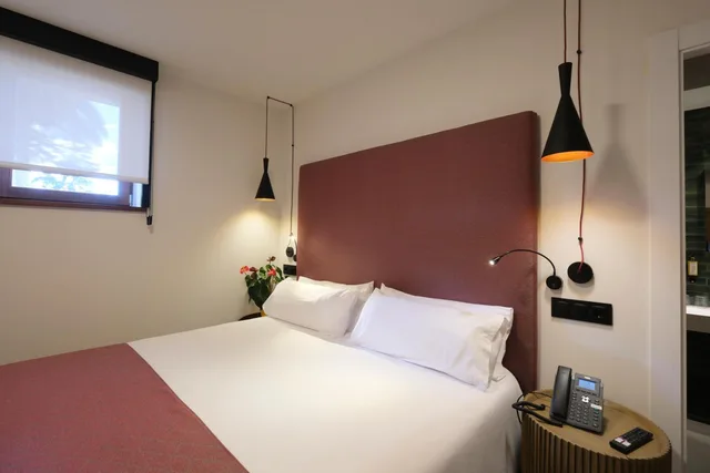 غرفة بسرير مزدوج في الطابق الأرضي، Hotel El Rosal de Cudillero 1/10