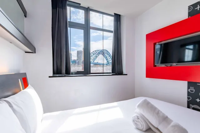 غرفة ثلاثية، easyHotel Newcastle City Centre 3/10