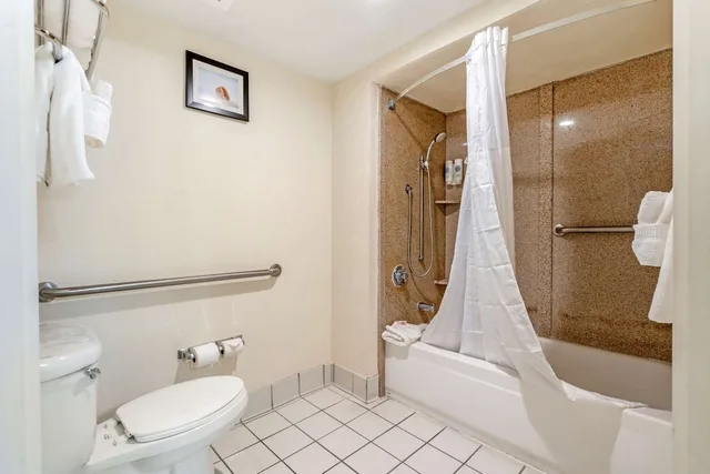 Room, 2 Queen Beds, Accessible, Comfort Inn Kissimmee Lake Buena Vista South 9/10