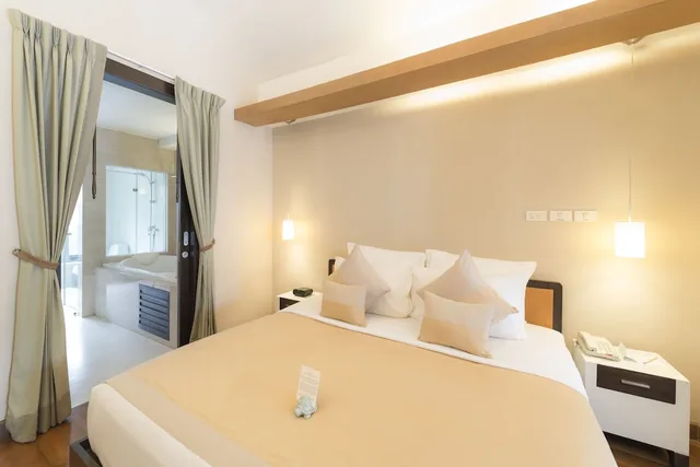 3 Bedrooms, Pool, Sea, Suite, Villa, Twin Beds, 2 King Beds، The Sea Koh Samui Resort & Residences by Tolani 2/9