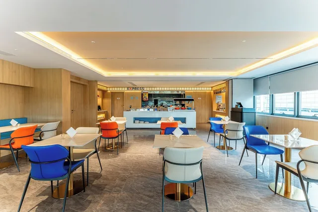 Holiday Inn Express Kunshan Yushan by IHG، Kunshan 41/50