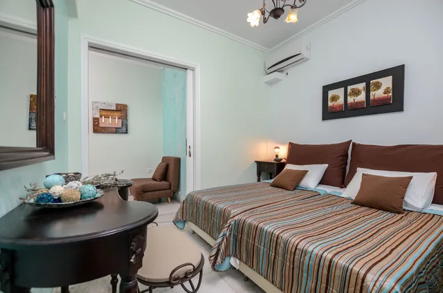Apartment, Murphy Bed, Queen Bed، Anatoli 1/10