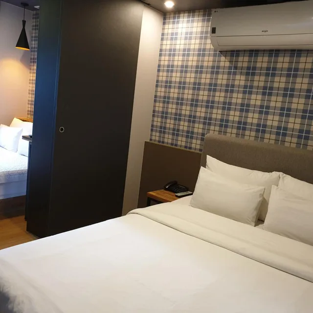 غرفة ديلوكس بسريرين منفصلين، Hotel Gray 7/10