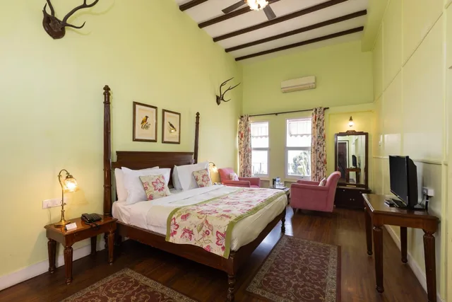 غرفة سوبيريور بسرير مزدوج، WelcomHeritage Kasmanda Palace 2/2