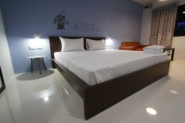 غرفة قياسية بسرير كينج بشرفة، Eazy Motel B.A.N.G.N.A 3/7