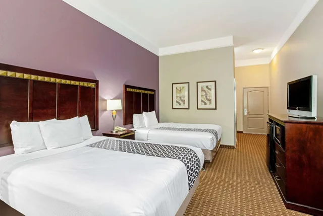 Room, 2 Queen Beds, La Quinta Inn Suites Cleburne 2/3