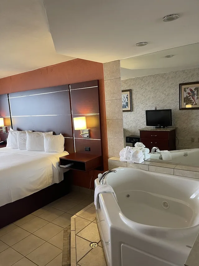 غرفة ديلوكس مفردة بسرير كينج، The Breakers Resort Inn 3/10