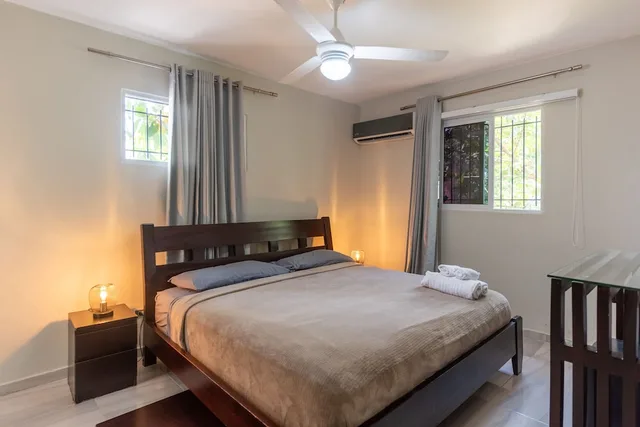 جناح جونيور بسرير كينج وسرير فردي، Hotel Casa Jum 4/7