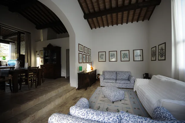 فيلا بسريرين كوين وسريرين منفصلين مع أريكة، Agriturismo Nerbona 9/10
