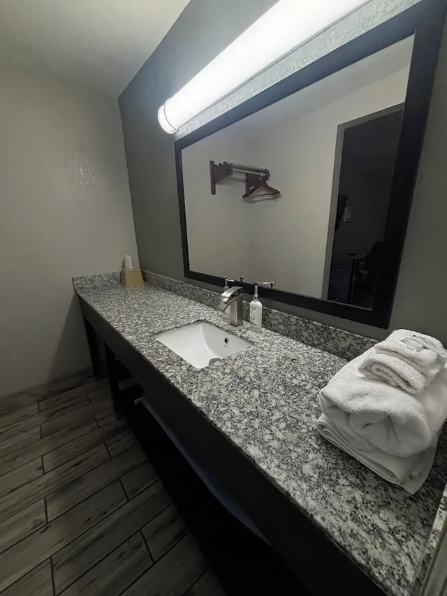 غرفة اقتصادية بسرير كوين، Western Inn Marietta 9/10
