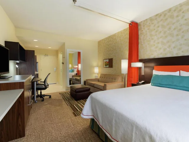 جناح استوديو بسرير كينج مع أريكة لذوي الإعاقة، Home2 Suites By Hilton Meridian 1/4