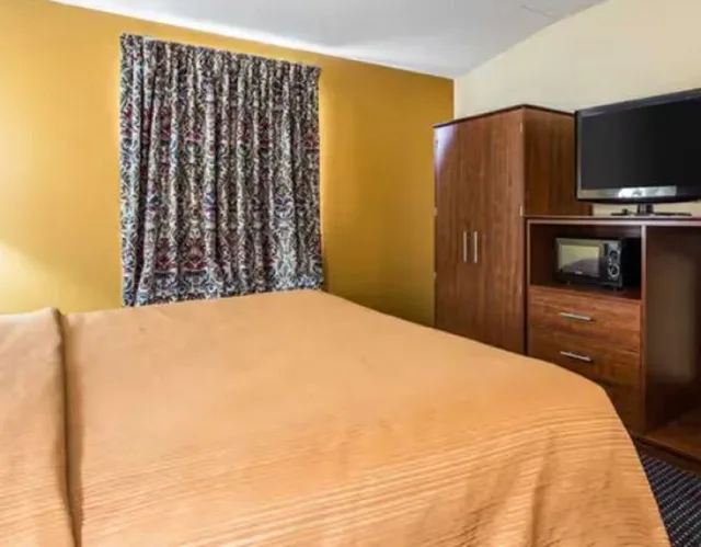 جناح بسرير كينج، Quality Inn Marion, SC 1/4