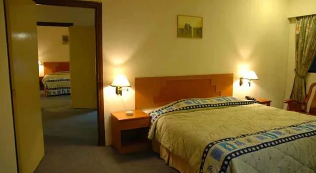 غرفة ديلوكس بسرير مزدوج، OYO 1178 Plaza Hotel Tanjung Pinang 2/3