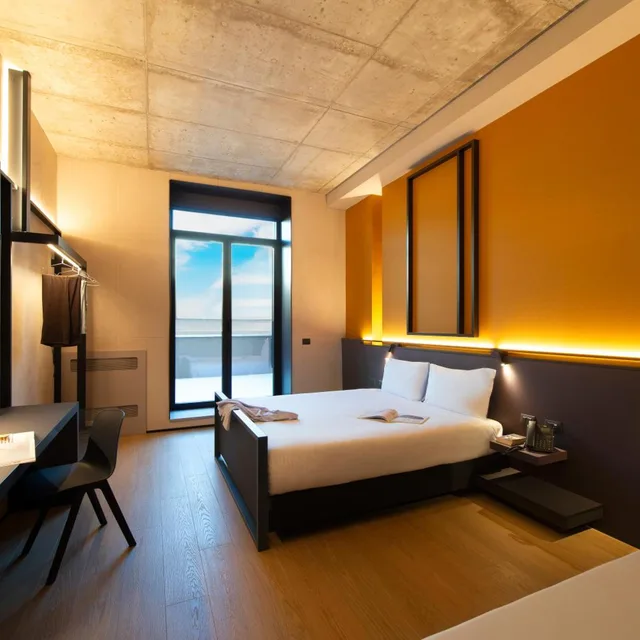 غرفة ثلاثية بشرفة، Breda Suites Hotel Milano 1/4