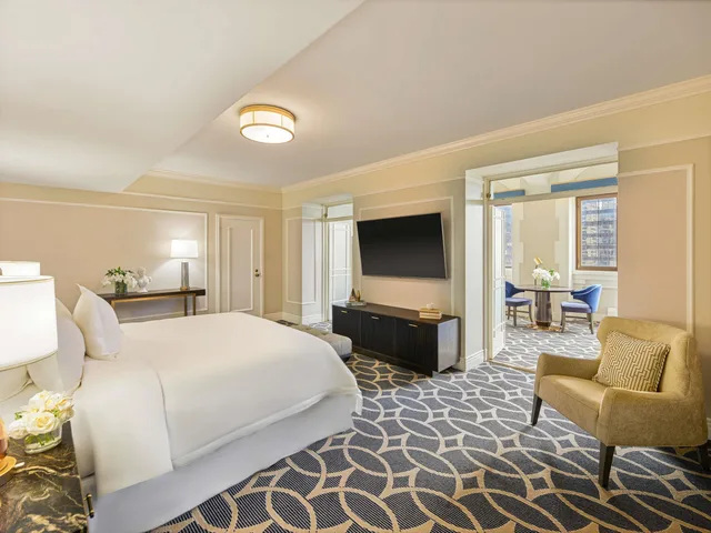 Fairmont Gold, Executive, Suite, King Bed, Executive Lounge Access، Fairmont Hotel Vancouver 2/2