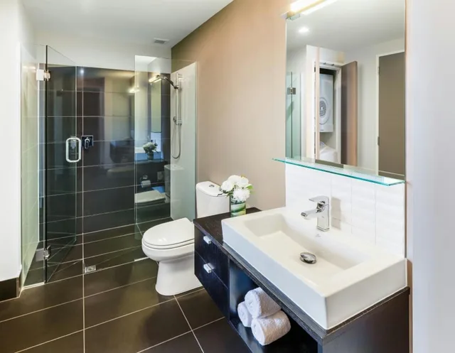 2 Bedrooms, Deluxe, Lake View, Hilton Queenstown Resort and Spa 7/10