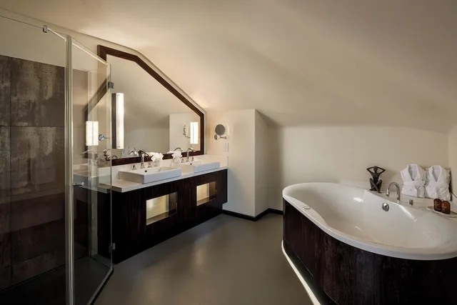 Skyline, Suite, Double Bed, City View، Hotel UTO KULM 8/10
