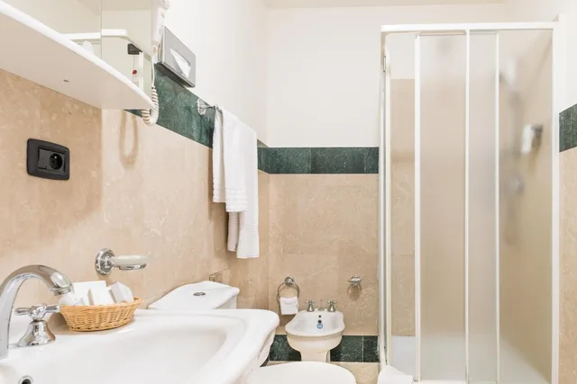 جناح سوبيريور بشرفة، Hotel Leon D'oro 4/4