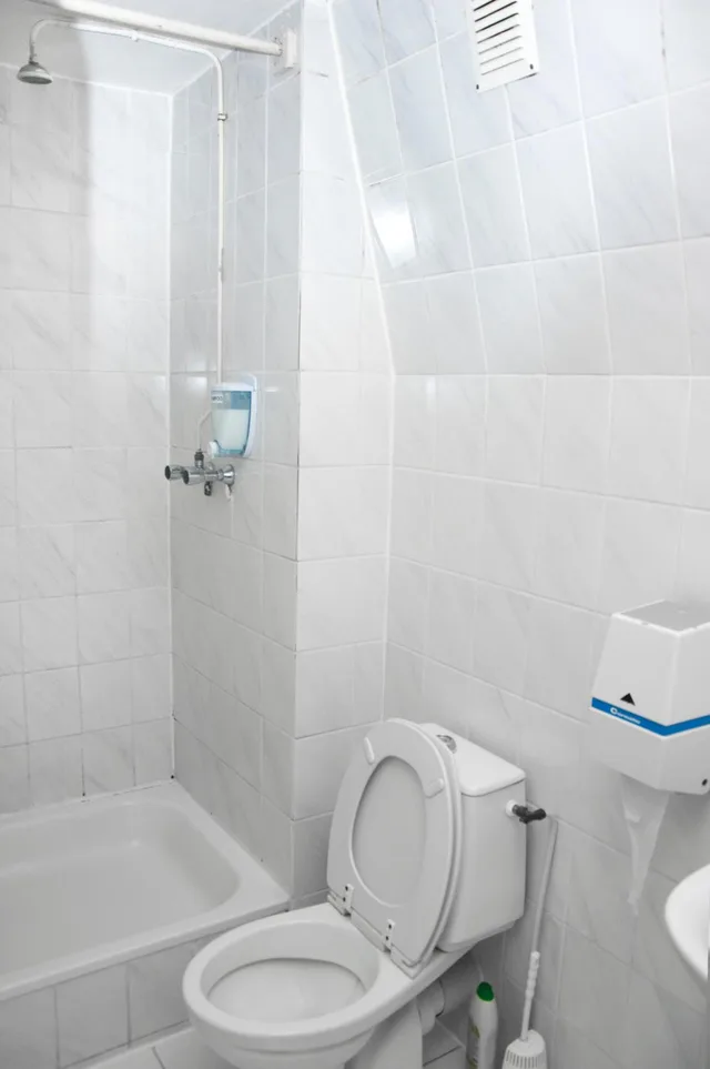 غرفة عائلية، Budget Hotel Ben 7/7