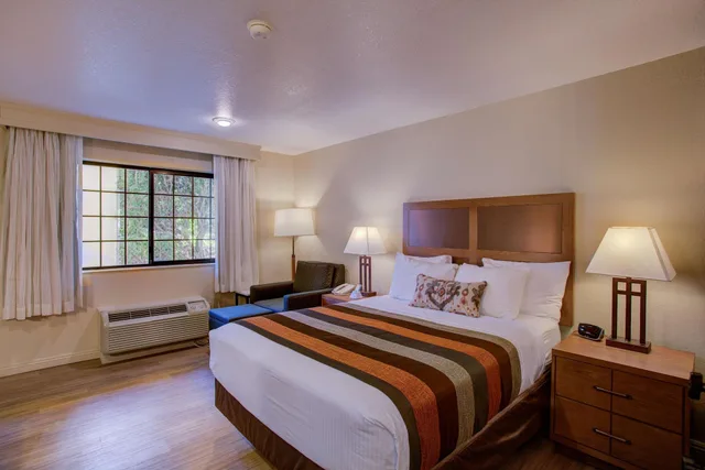 Standard, Multiple Beds, Accessible، Best Western Sandman Hotel 2/6